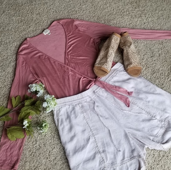 Crop top pink front tie  nwot - Picture 5 of 7